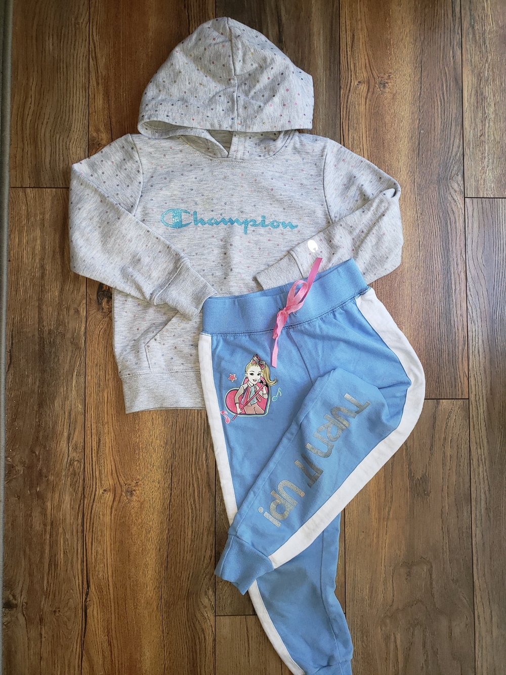 Champion Gray Speckled Hoodie with Light Blue JoJo Siwa Joggers 4-5